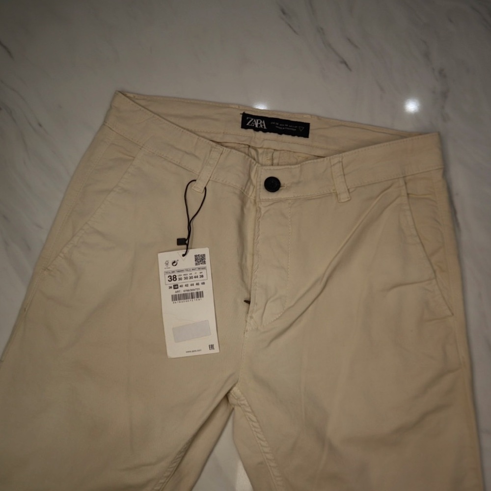ZARA cream khaki’s 29/30